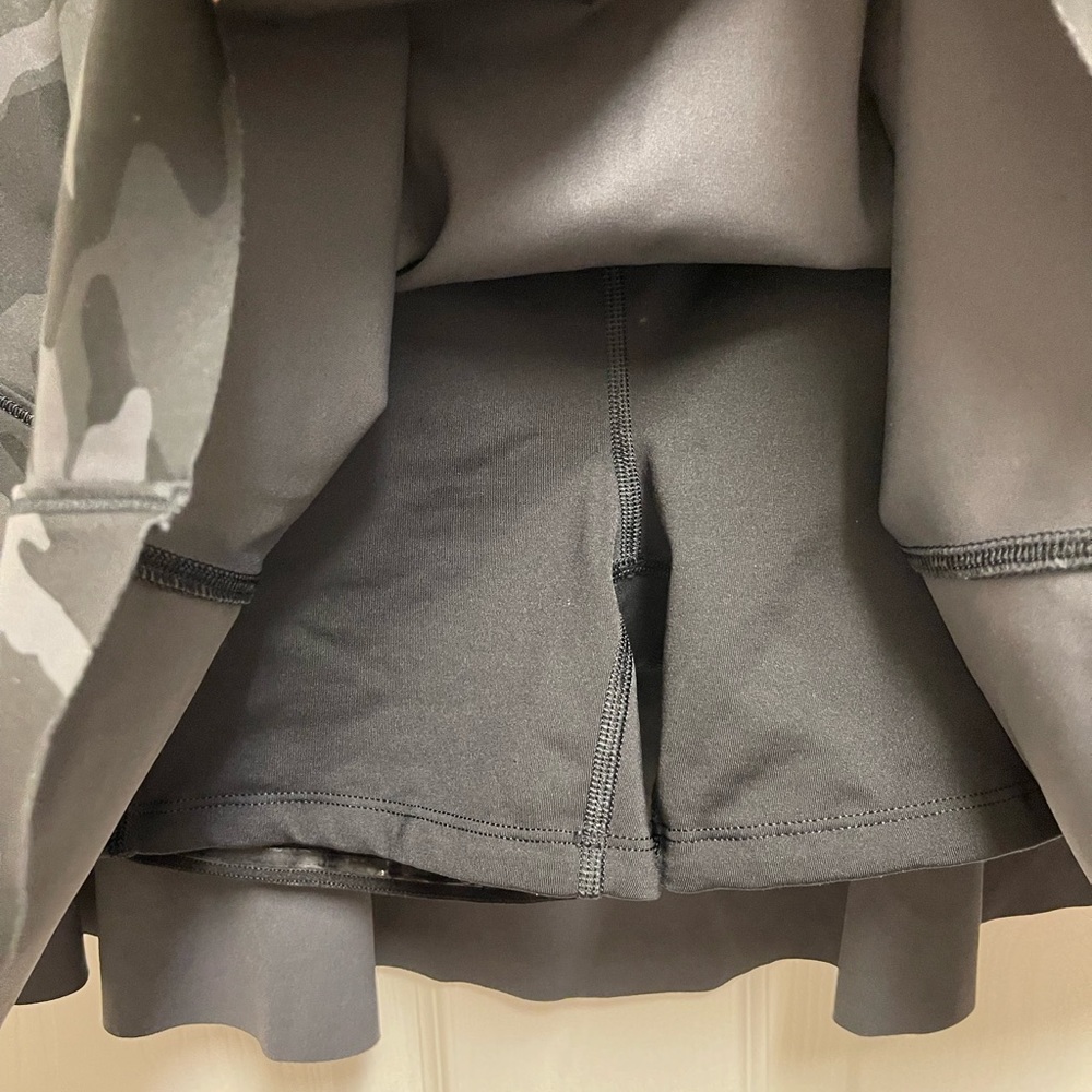 Athleta Camo Match Point Skort - Picture 5 of 11
